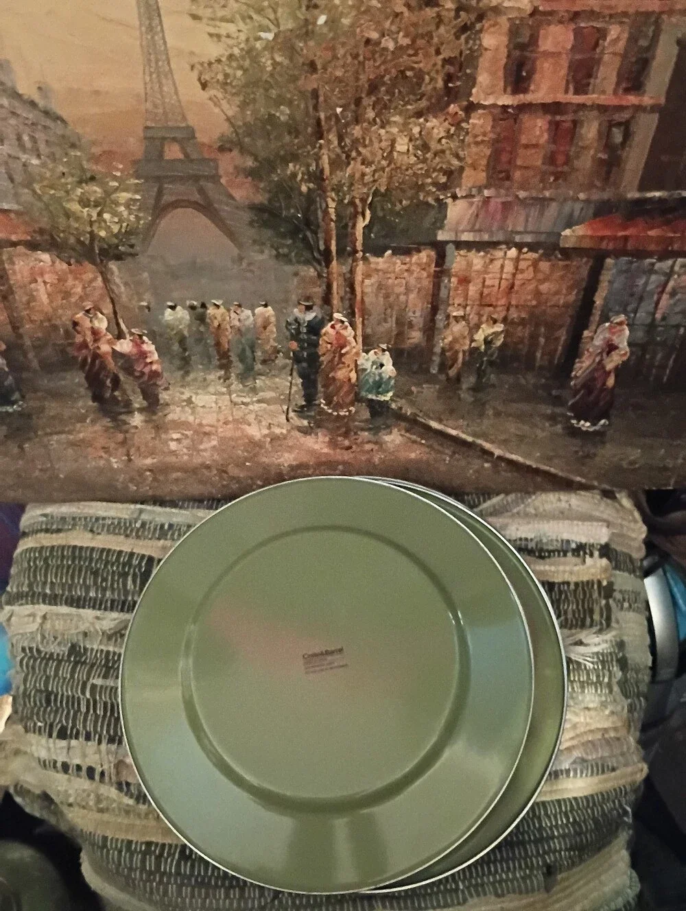 Crate & Barrel Enamel ware Green Metal Dinner Plates Set of 4 Casual Dining.
